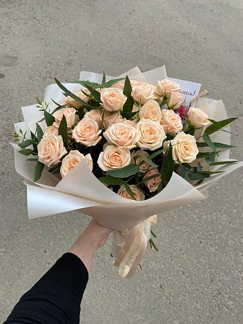 Букет Кремовые розы Латте в Буинске
